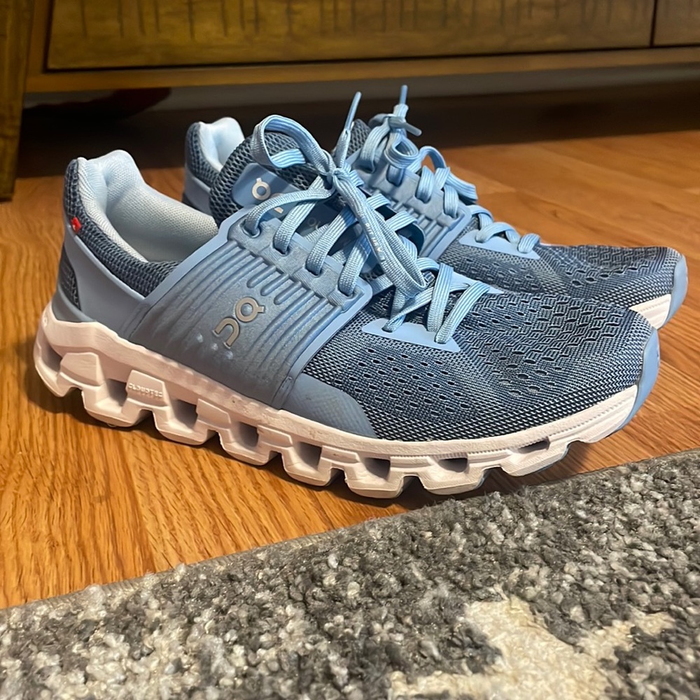 CloudSwift sneaker